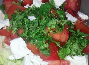 Una foto de Ensalada de queso feta
