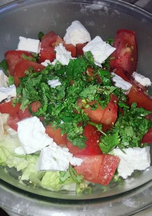 Una foto de Ensalada de queso feta