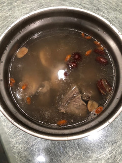 排骨蓮藕湯(電鍋版) 的食譜成品照片
