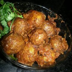 Chilke wale chote aloo (baby potatoes) A picture of Chilke wale chote aloo (baby potatoes).