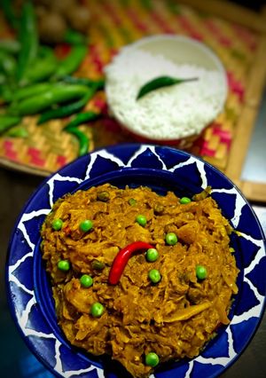 কড়াইশুঁটি ও টমেটো দিয়ে বাঁধাকপির ঘন্ট (bandhsakopi ghonto recipe in Bengali) রেসিপির প্রধান ছবি
