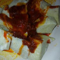 A picture of While yam and stew.