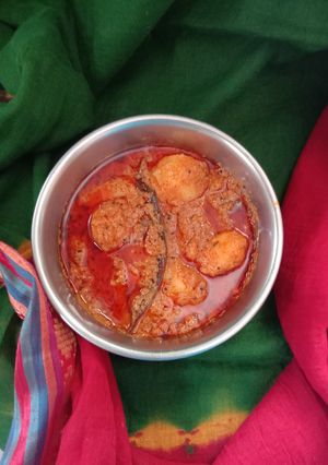 ભરેલા બટાકા નુ શાક (Stuffed Potato Sabji Recipe In Gujarati) રેસીપી મુખ્ય ફોટો