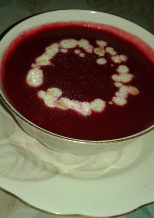 A picture of Beetroot soup.