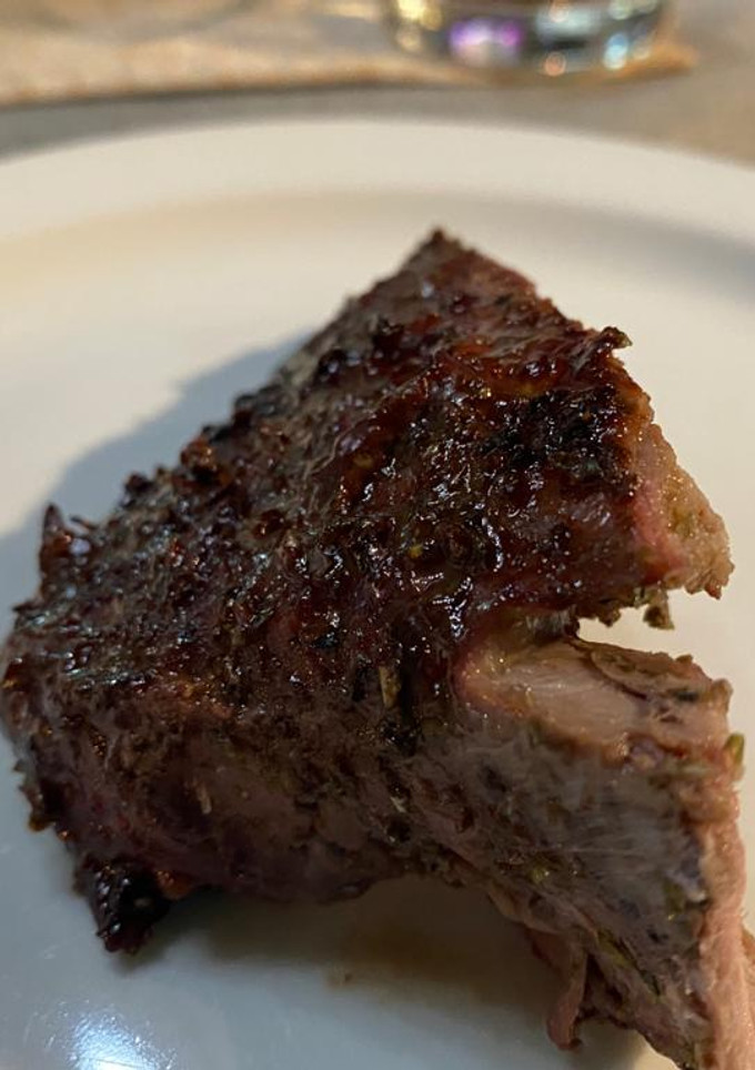 Una foto de Plateada al horno con hierbitas
