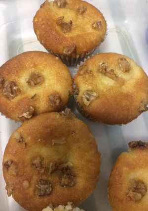 Una foto de Muffins de nuez con corazón de chocolate