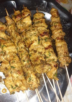 Una foto de Brochetas de pavo 🍖🍢🍡 🦃