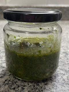 Una foto de Pesto
