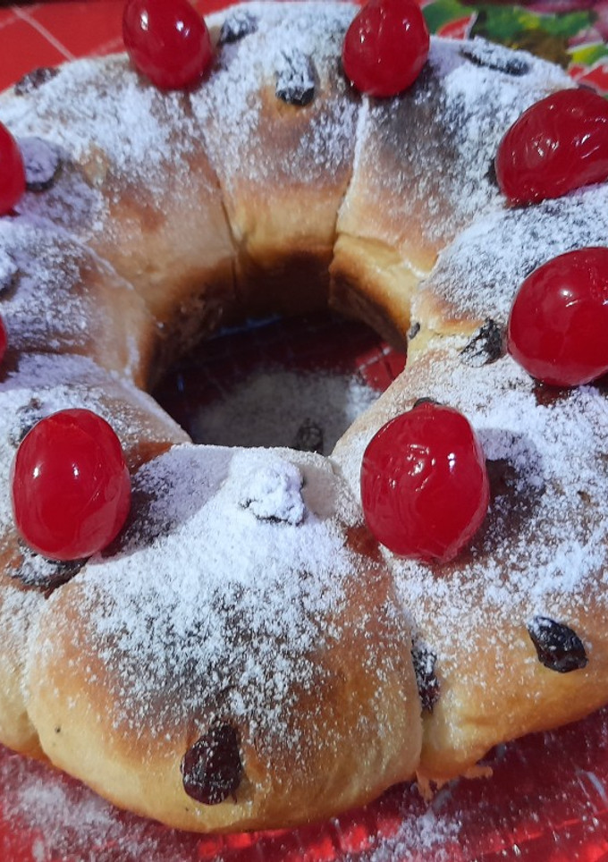 Una foto de Pan en Rosca de Frutos Secos