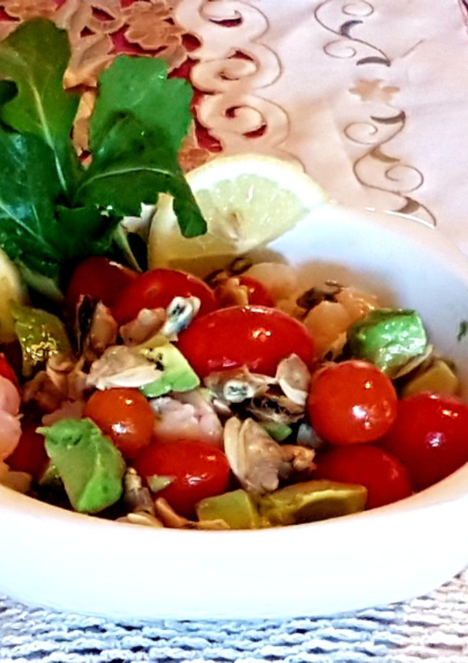 Una foto de Frutos de mar: ¡ensalada fresca!