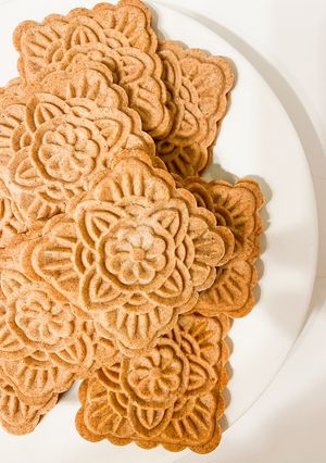 Nyomdázható mézes keksz recept fotója