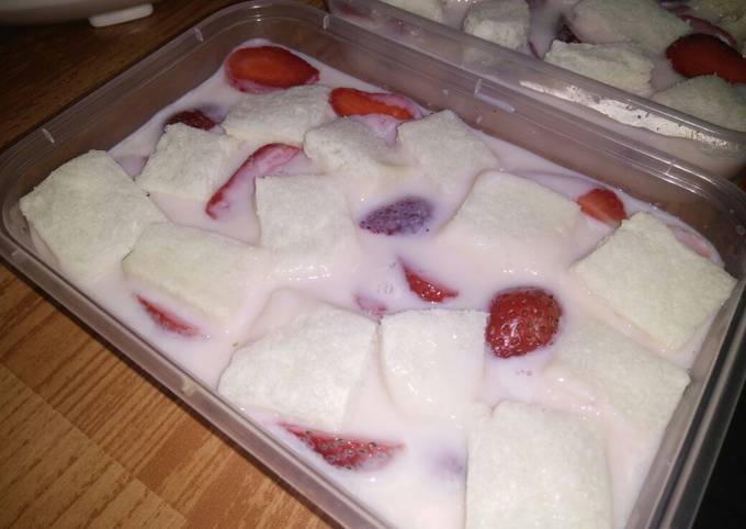 Resep Stup Roti Strawberry oleh @DapurAbdi - Cookpad