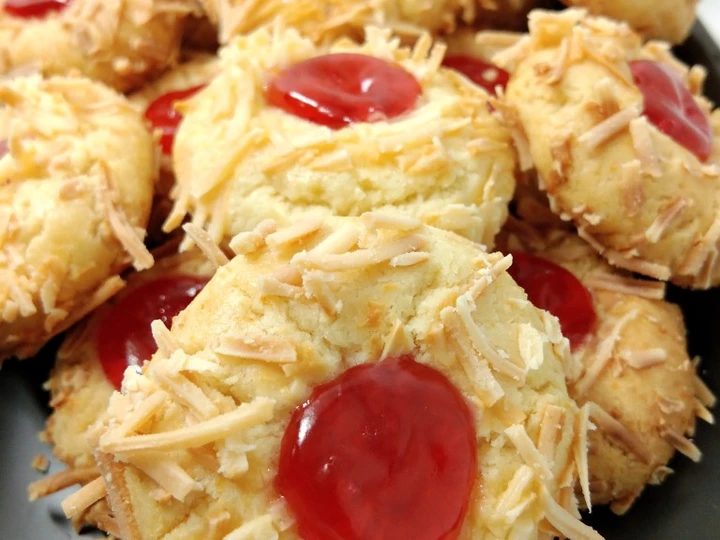Easy Way Prepare Strawberry Thumbprint Cookies the So Delicious Makes you drool