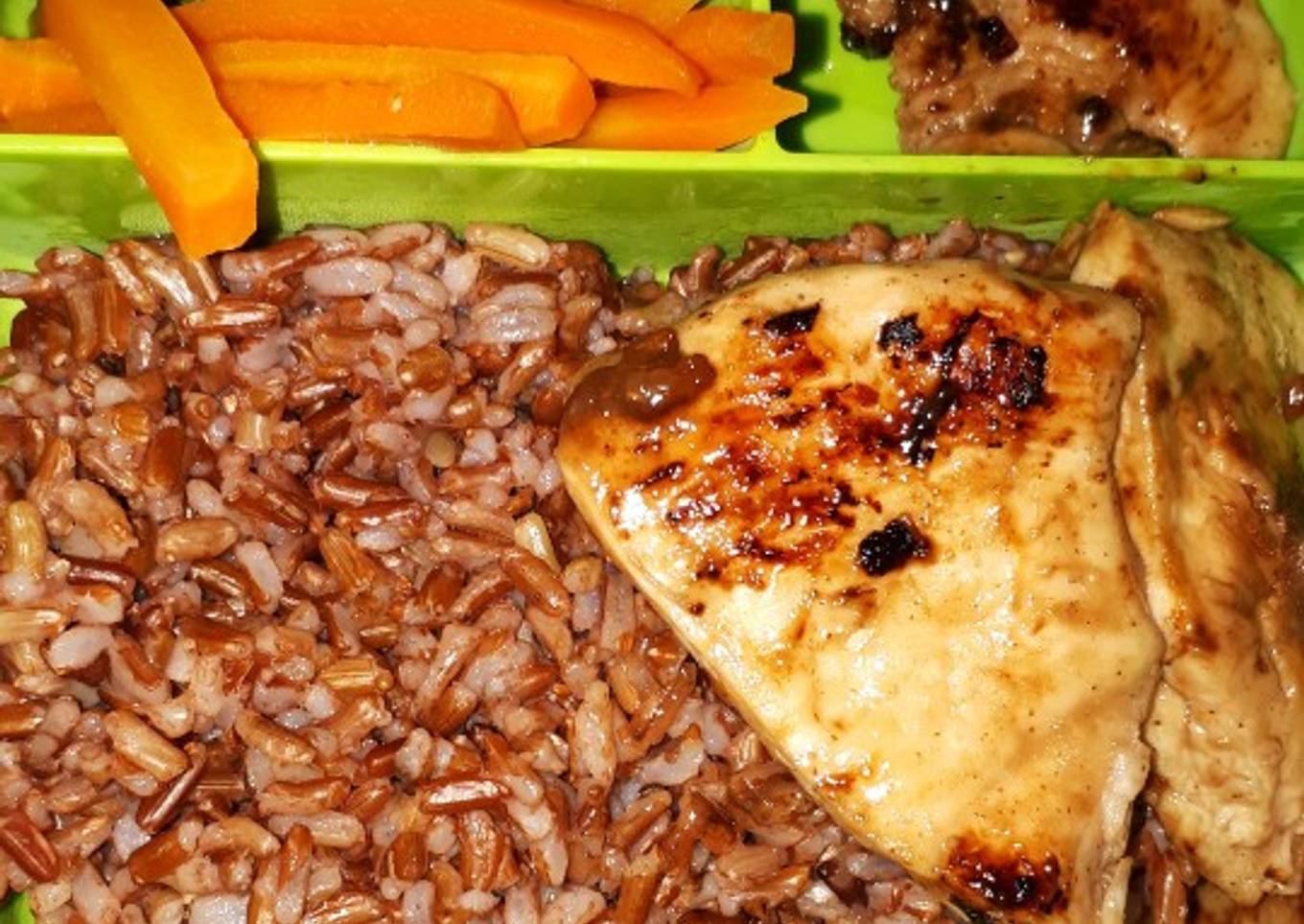 [MENU DIET] Ayam Panggang w/ Red Rice n Veggie