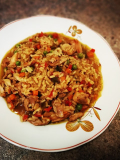 Una foto de Arroz Bomba con pollo 🐔