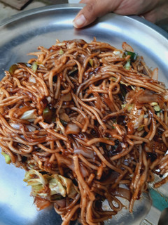 स्ट्रीट स्टाइल नूडल्स (street style noodles recipe in Hindi) रेसिपी मुख्य फोटो