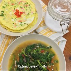 A picture of Crab Stick Omelette.