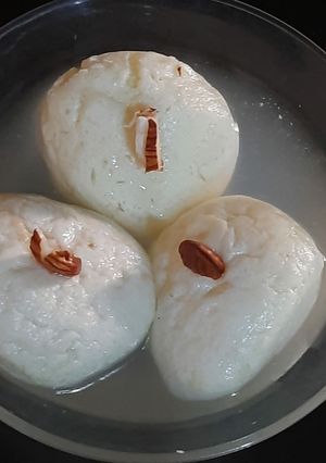 A picture of Rasgulla.