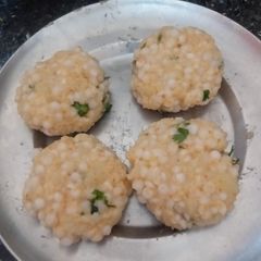 A picture of Sabudana cutlet.