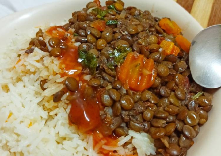 Lentils (kamande) with rice