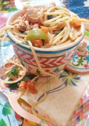 A picture of Chicken tikka speghti pasta.