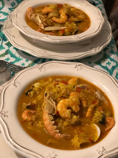 Una foto de Arroz caldoso de marisco