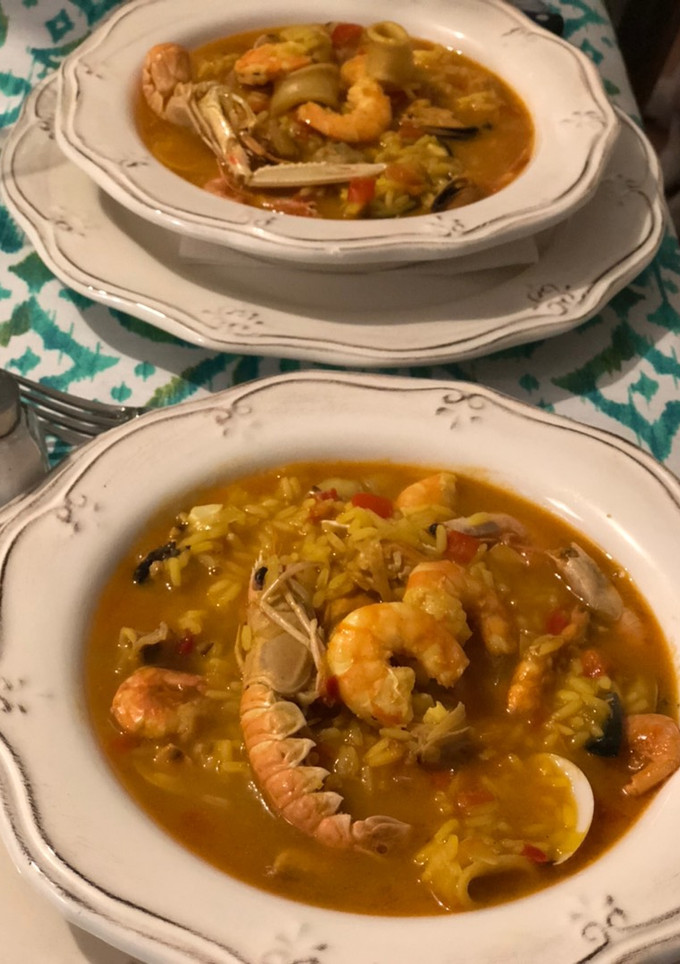 Una foto de Arroz caldoso de marisco