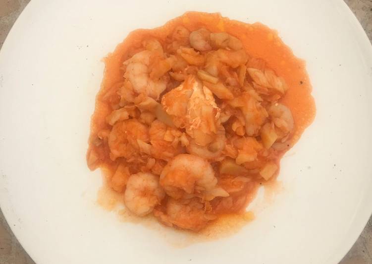 Bacalao al ajoarriero con gambas