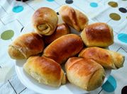 A picture of plain flour bread