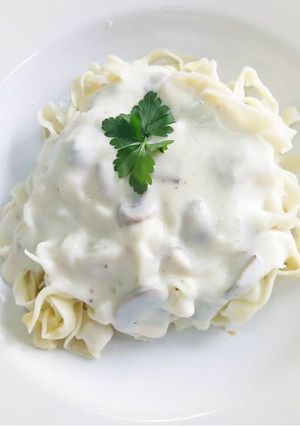 Una foto de Tagliatelles con salsa de champiñones