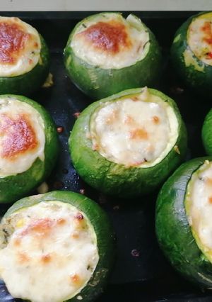 Una foto de Zapallitos rellenos con lo que hay en casa