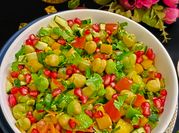 A picture of coriander leaves chilli flakes