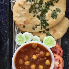 A picture of Kulcha.