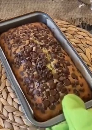 صورة لوصفة كيك بحبيبات الشوكولاتة (الكيك المفضل عندي 😋😋😋)