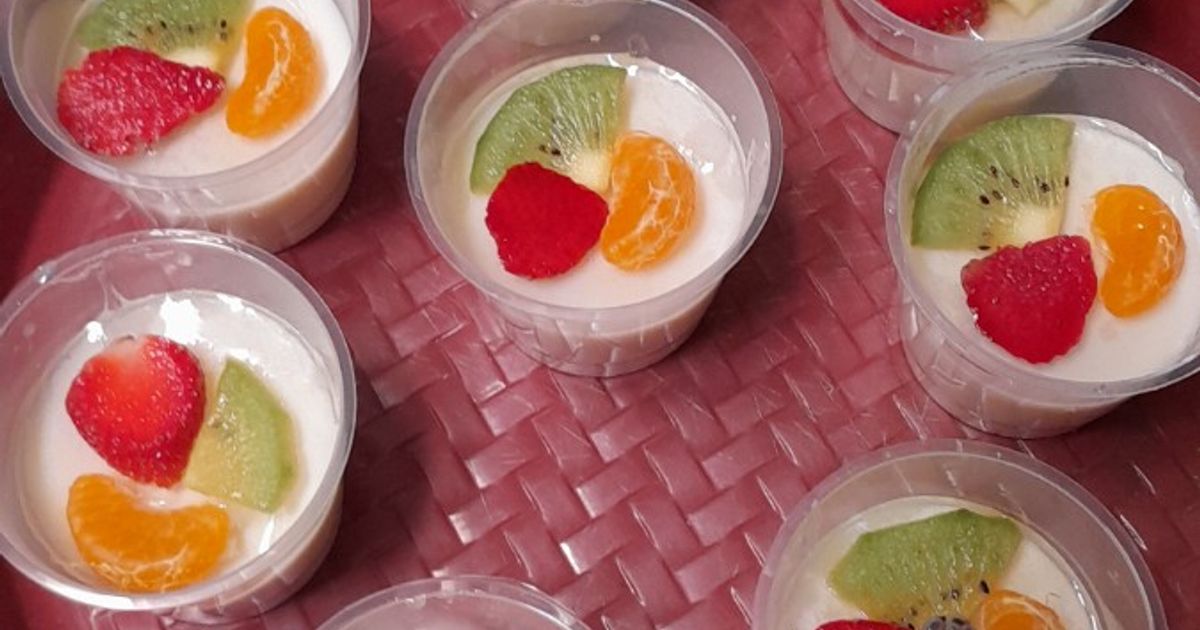Puding sutera toping buah