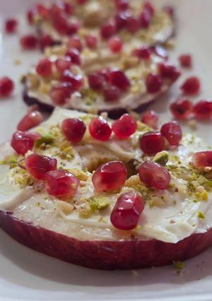 A picture of Apple bites.