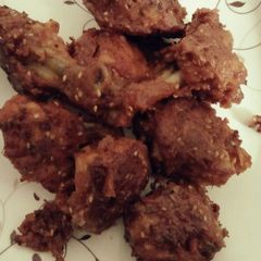 A picture of Seaseme chicken.