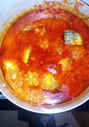 A picture of Tomatoes stew.