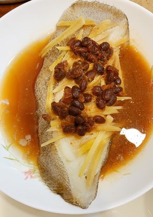 豆腐乳清蒸鱈魚 的食譜成品照片