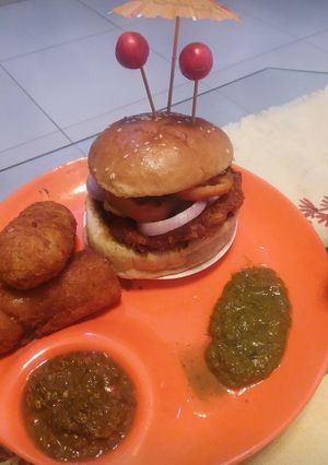A picture of Baand kabab #iftar with huma 🍔.