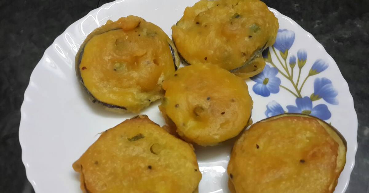 Beguni Crispy Eggplant Fritters Recipe By Kumkum Chatterjee Cookpad