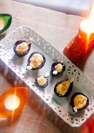 A picture of Oreo Diyas with Lemon Curd.