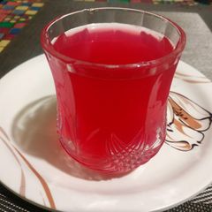 A picture of Beet root,& carrots kanji.