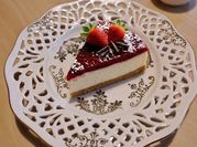 Una foto di cheesecake con philadelphia