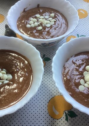 Una foto de Mousse de Chocolate Clásica