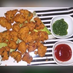 Chana dal ke pakode A picture of Chana dal ke pakode.