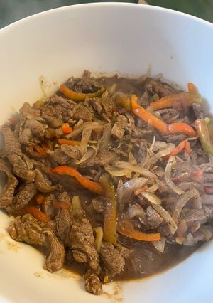 Una foto de Lomo saltado
