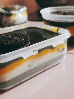 Foto resep Desert Box oreo vla mangga🍐