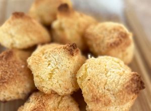 Foto principal de Coquitos: bolitas de coco para Navidad