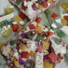 Cheese Burst pizza Bread A picture of Cheese Burst pizza Bread.